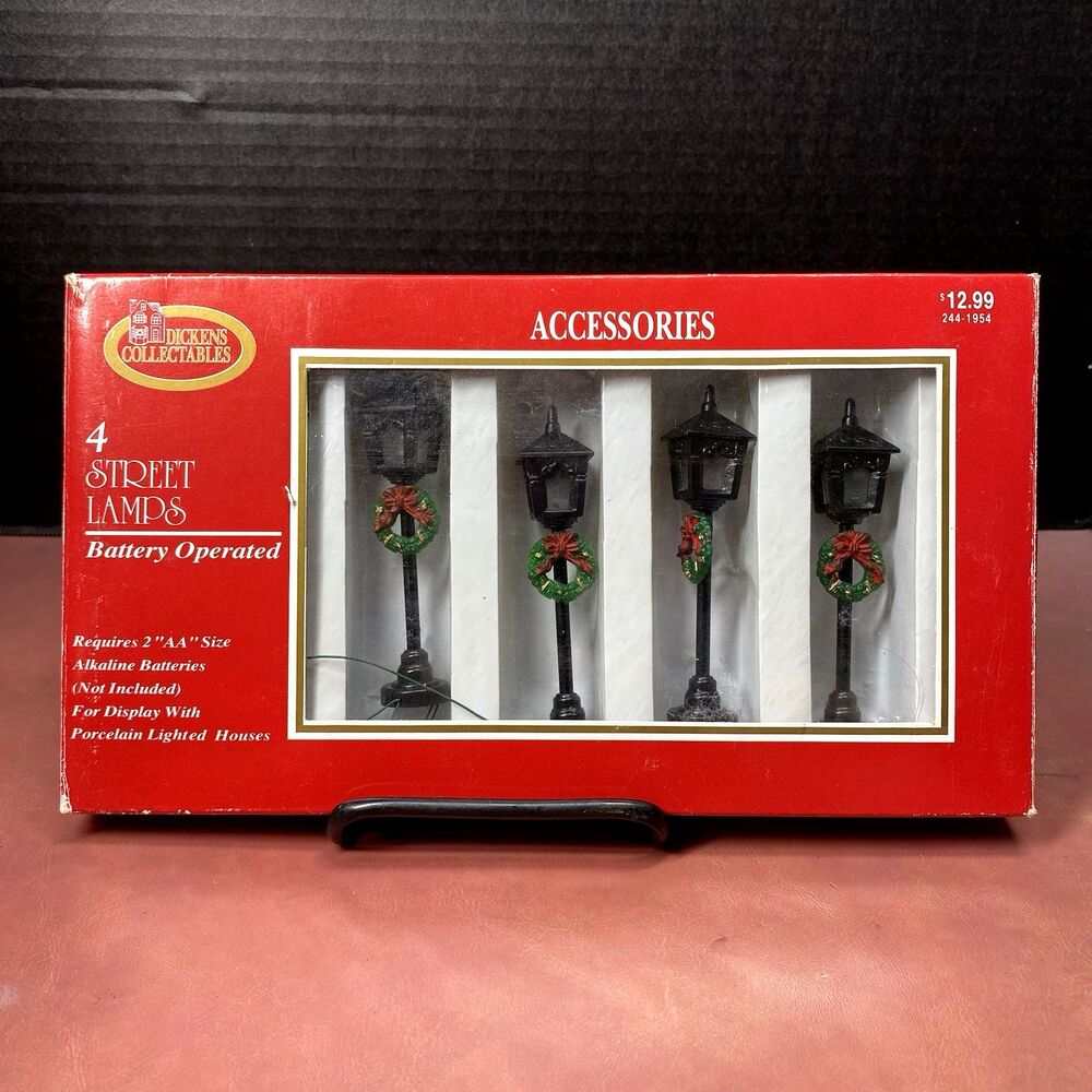 Dickens Collectables Accessories 4 Lighted Christmas Street Lamps Vtg Works #1